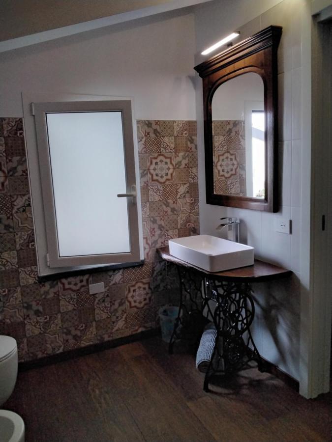 "Vento Di Levante Suite" Benvenuti In Collina Казарца-Лигуре Экстерьер фото